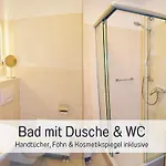 Apartamento Appartementhaus Gutenberg -- Für Paare, Freundinnen&Freunde sowie Alleinreisende -- Parkplatz&WLAN -- 6 Min zum Strand, 2 Min zum See Binz