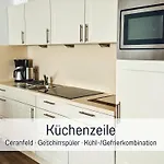 Appartementhaus Gutenberg - Ruhig & Zentral In Binz - Parkplatz Kostenlos - Wlan - 6 Min Zum Strand - 2 Min Zum See