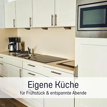 Appartementhaus Gutenberg In - Ruhig & Zentral - Parkplatz Am Haus - & Fusslaeufig * Binz